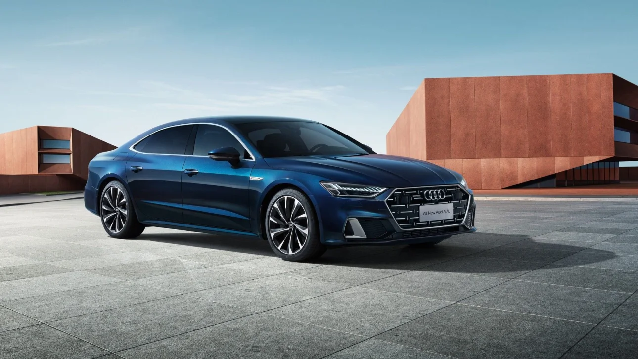 Mercedes-Benz C-Class 2024